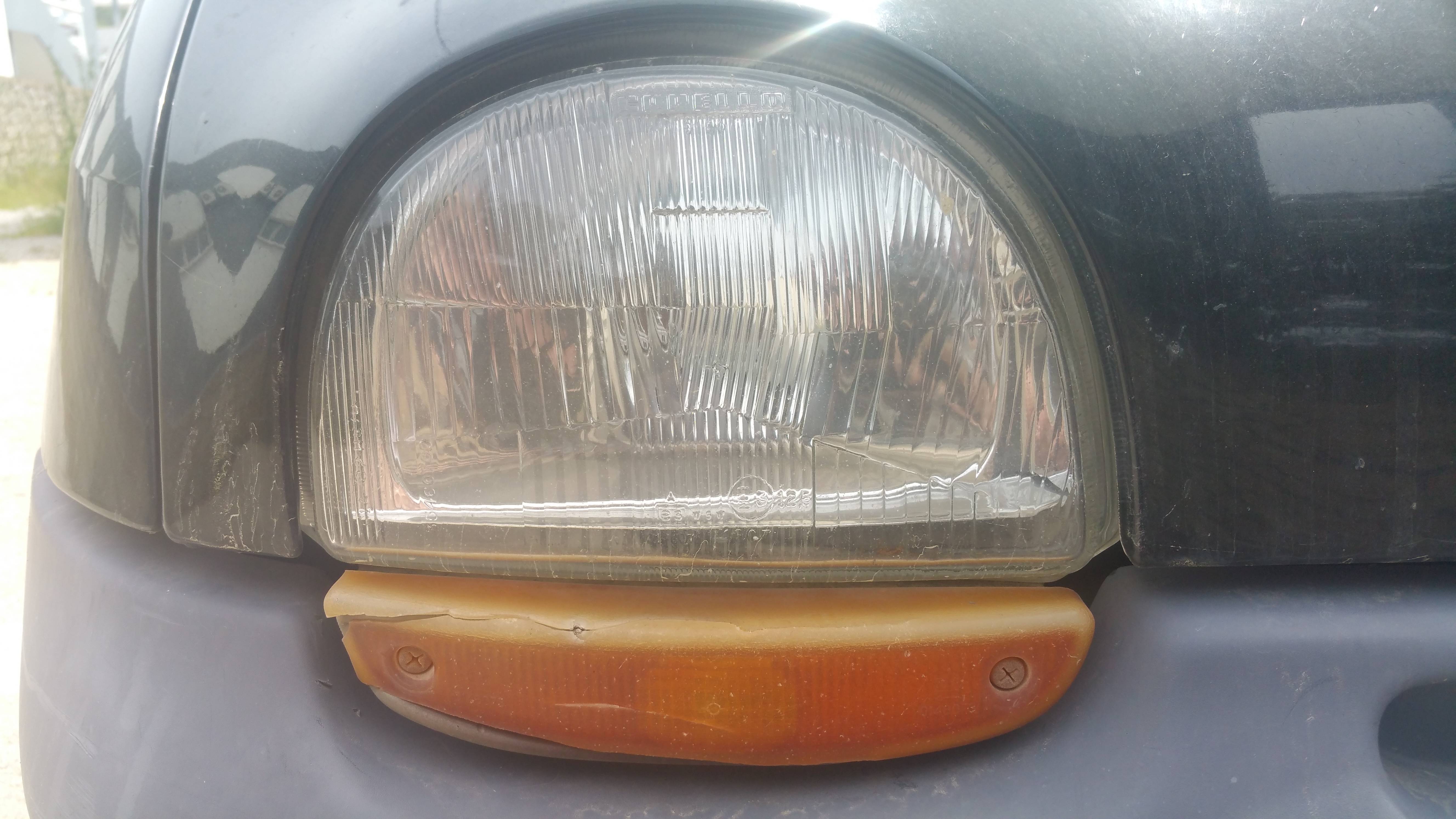 Phare/feu de Twingo 1 de phase 2 sur phase 1 5ae706947d1dc
